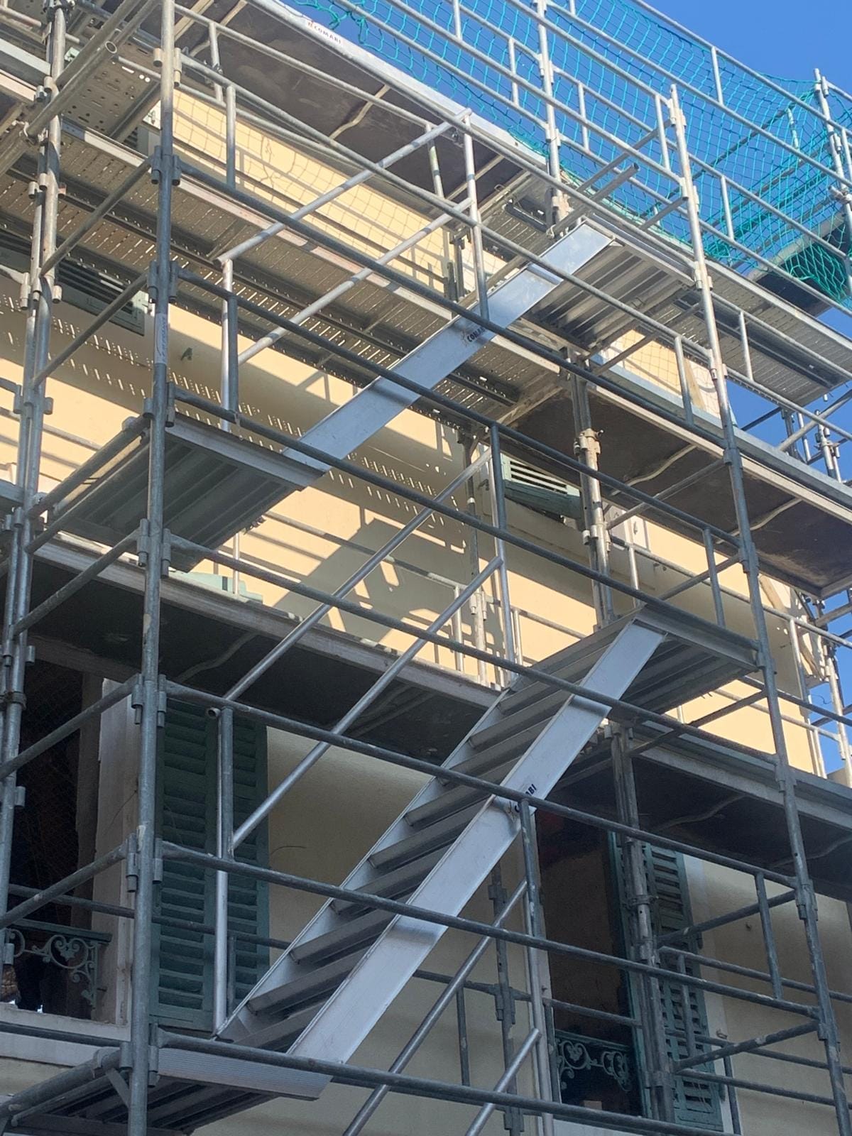 Exemple escalier d'accès 1